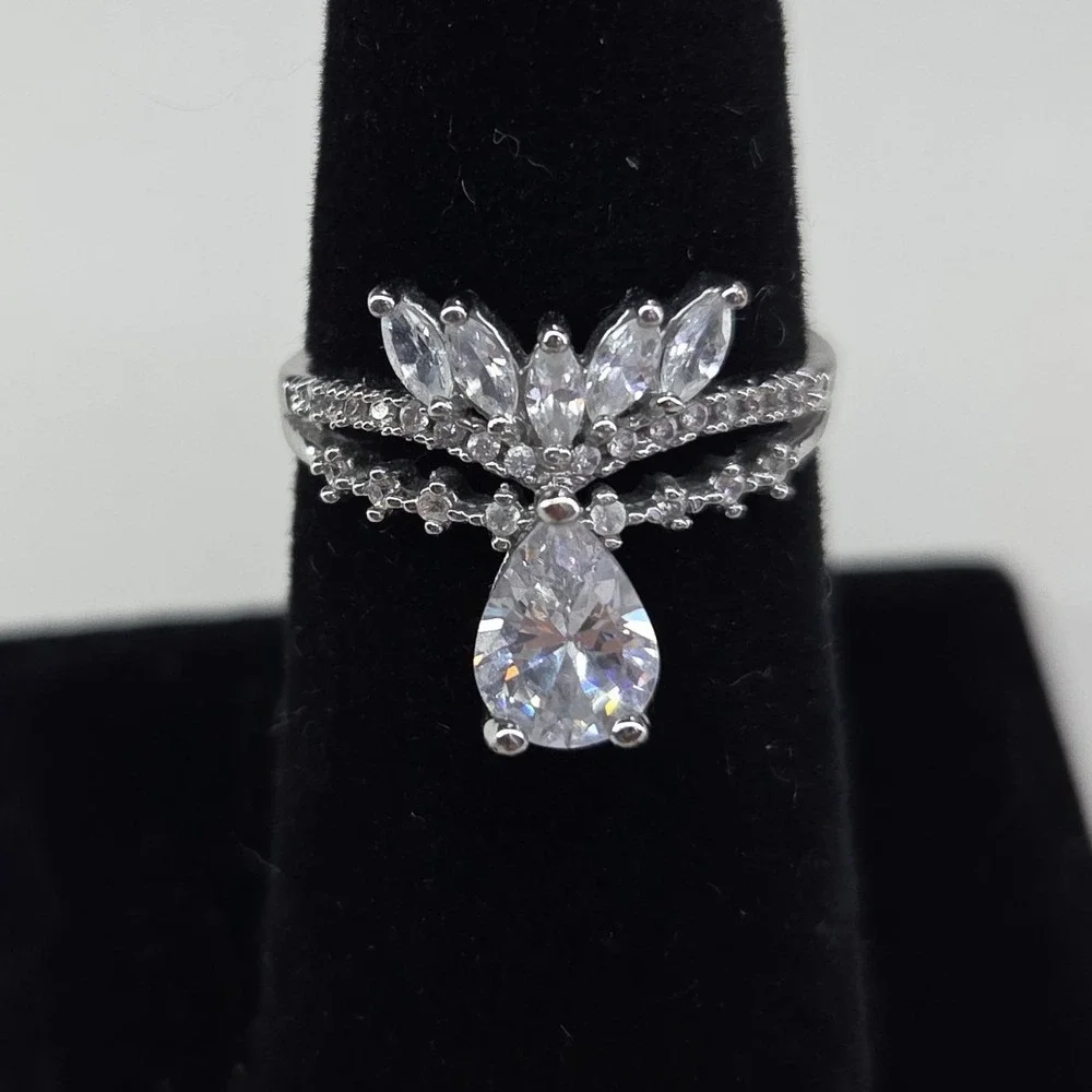 Silver Tone Pear Marquise Cubic Zirconia Statement Ring Size 7.5 Clear Pavé Band